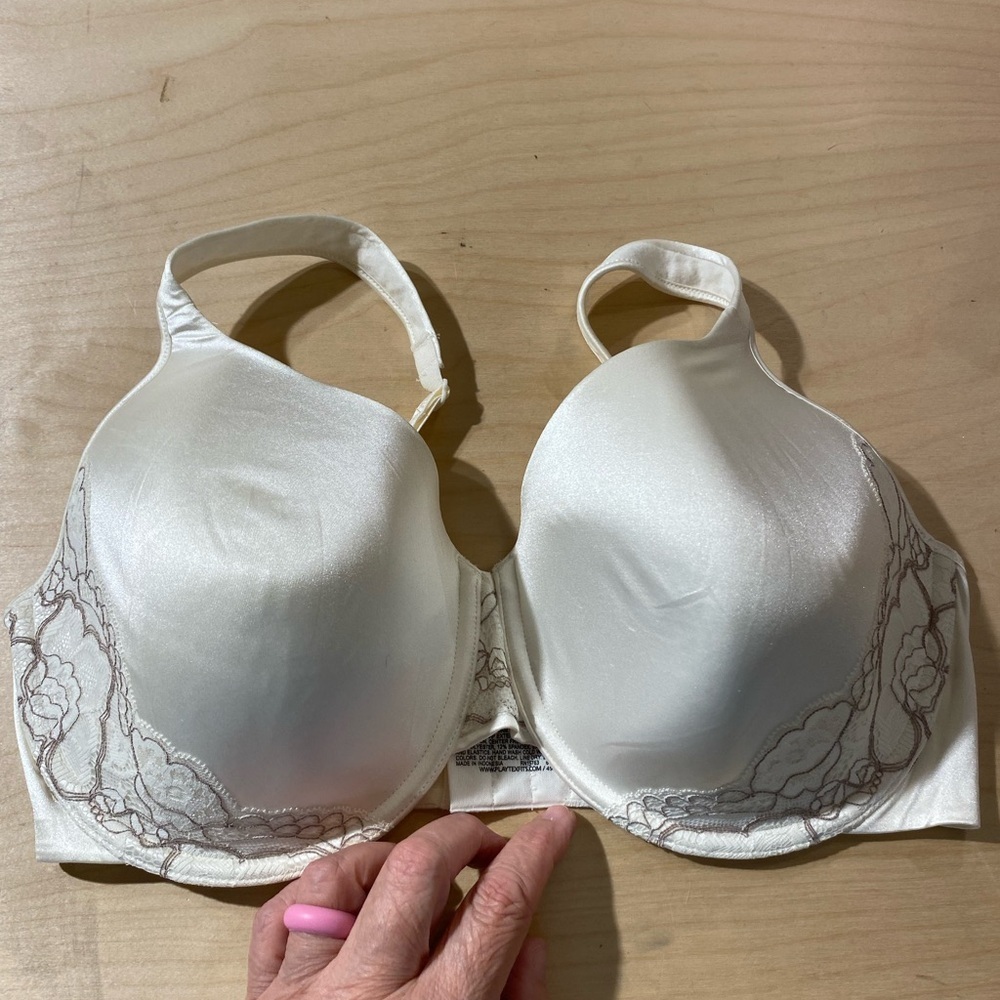 Playtex Under Wire Bra 38DD (JD)